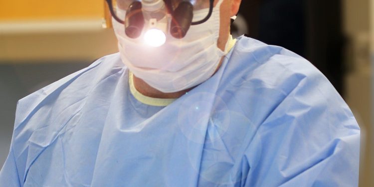 Experiența spitalului influențează succesul anesteziei în trombectomia mecanică