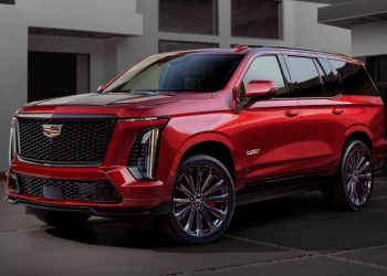 General Motors readuce motoarele pe benzină în gama Cadillac