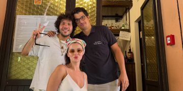Selena Gomez își petrece ziua de naștere în Italia