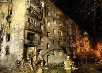 Atac masiv cu rachete la Kiev: mărturii din noaptea terorii
