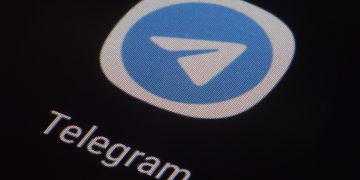 Telegram a fost eliminat temporar din App Store după un șantaj