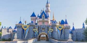 Oferte majore la Disneyland: Bilete pentru copii la 50 de dolari