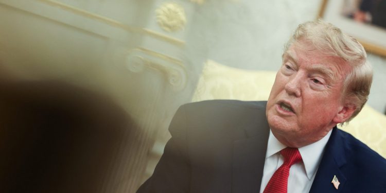 Trump suspendă tarifele de 50% pentru Canada după un acord